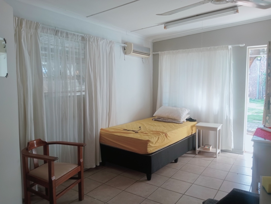 11 Bedroom Property for Sale in Universitas Free State